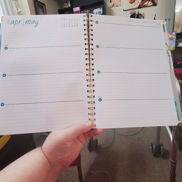 New never used 2021-2022 Academic yr Planner gold colored edges front corners - Picture 3 of 9